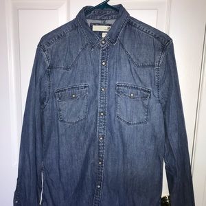 Medium blue tint denim button up